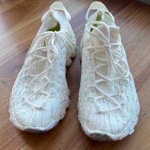 Nike Space Hippie 04